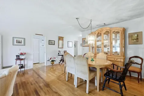 4140 Oakhurst Circle W Sarasota FL 34233