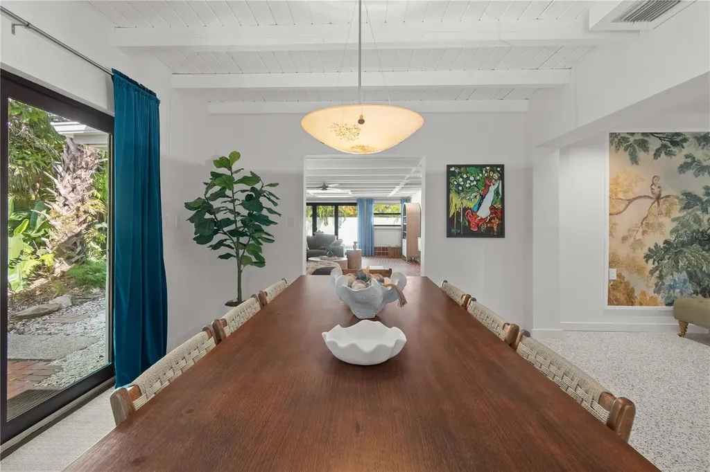 157 Garden Lane Sarasota FL 34242