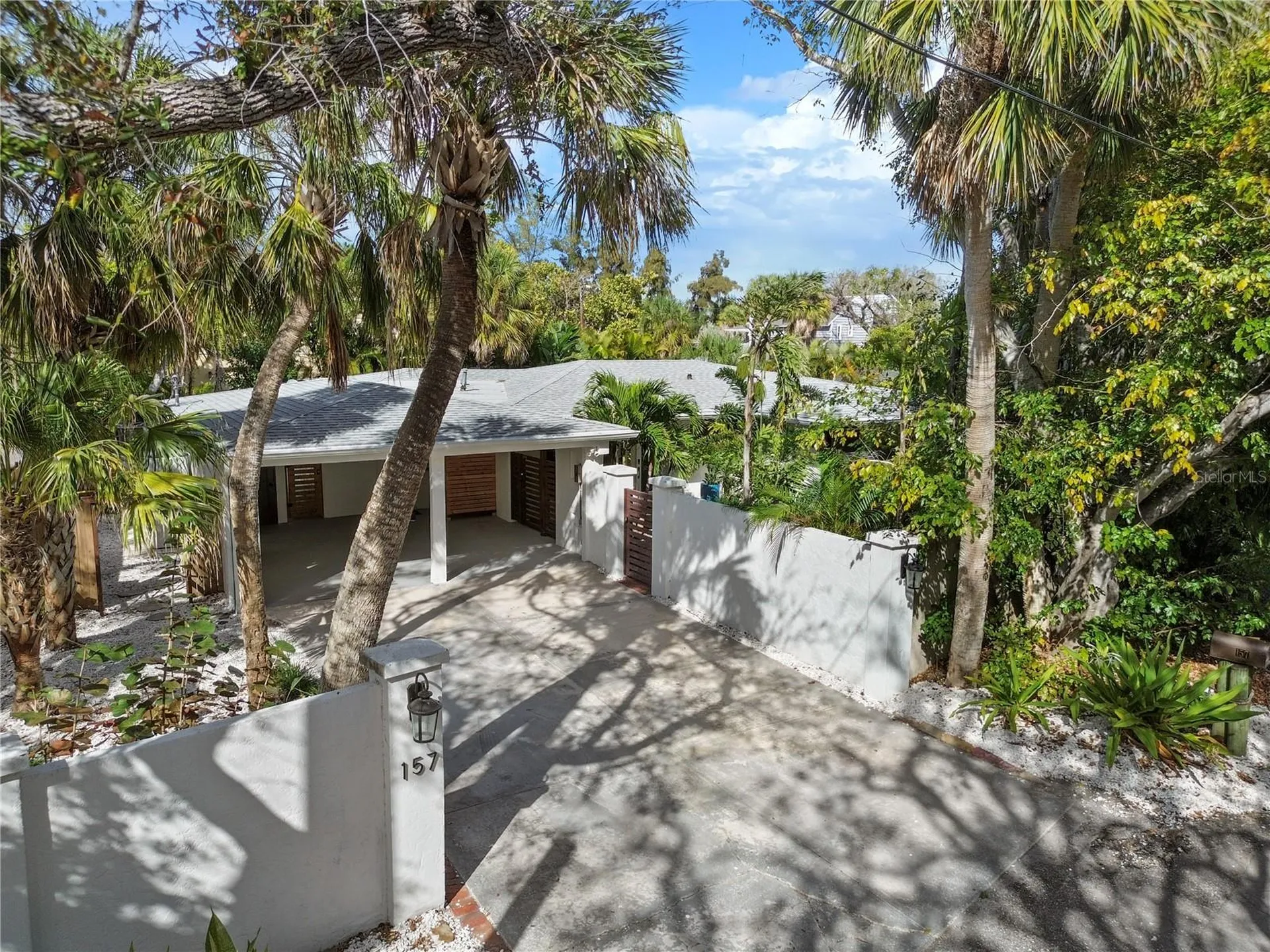 157 Garden Lane Sarasota FL 34242