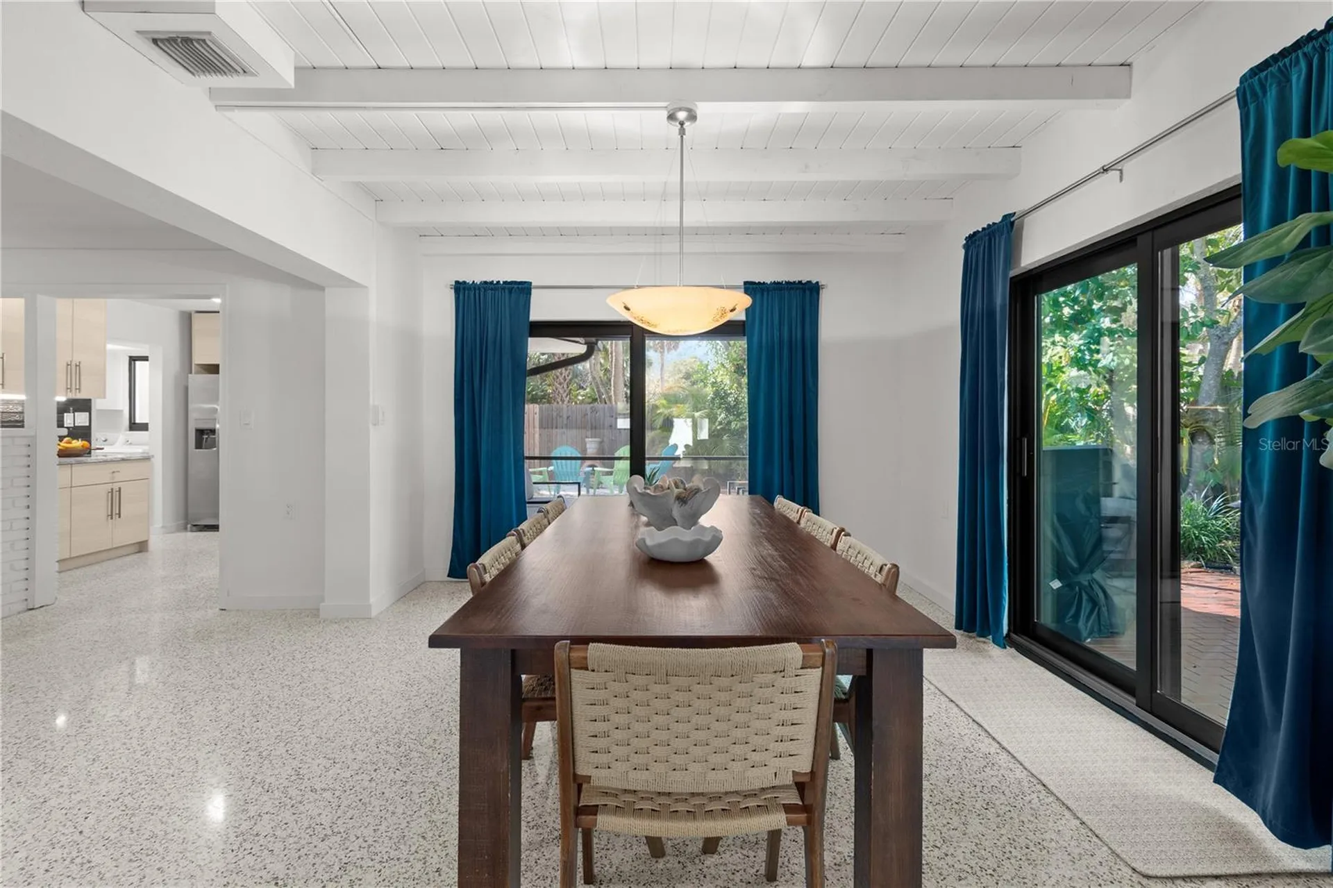 157 Garden Lane Sarasota FL 34242