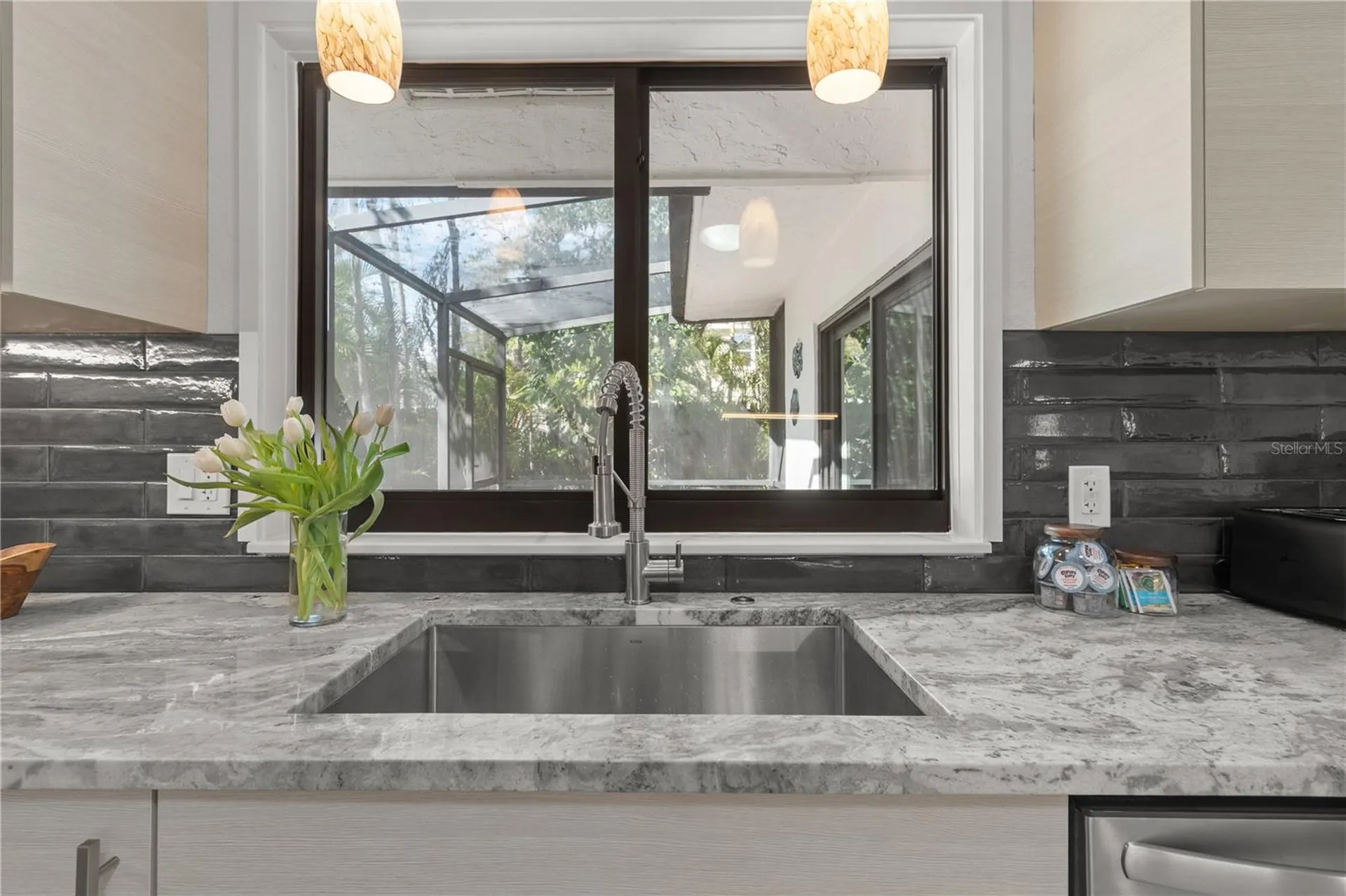 157 Garden Lane Sarasota FL 34242