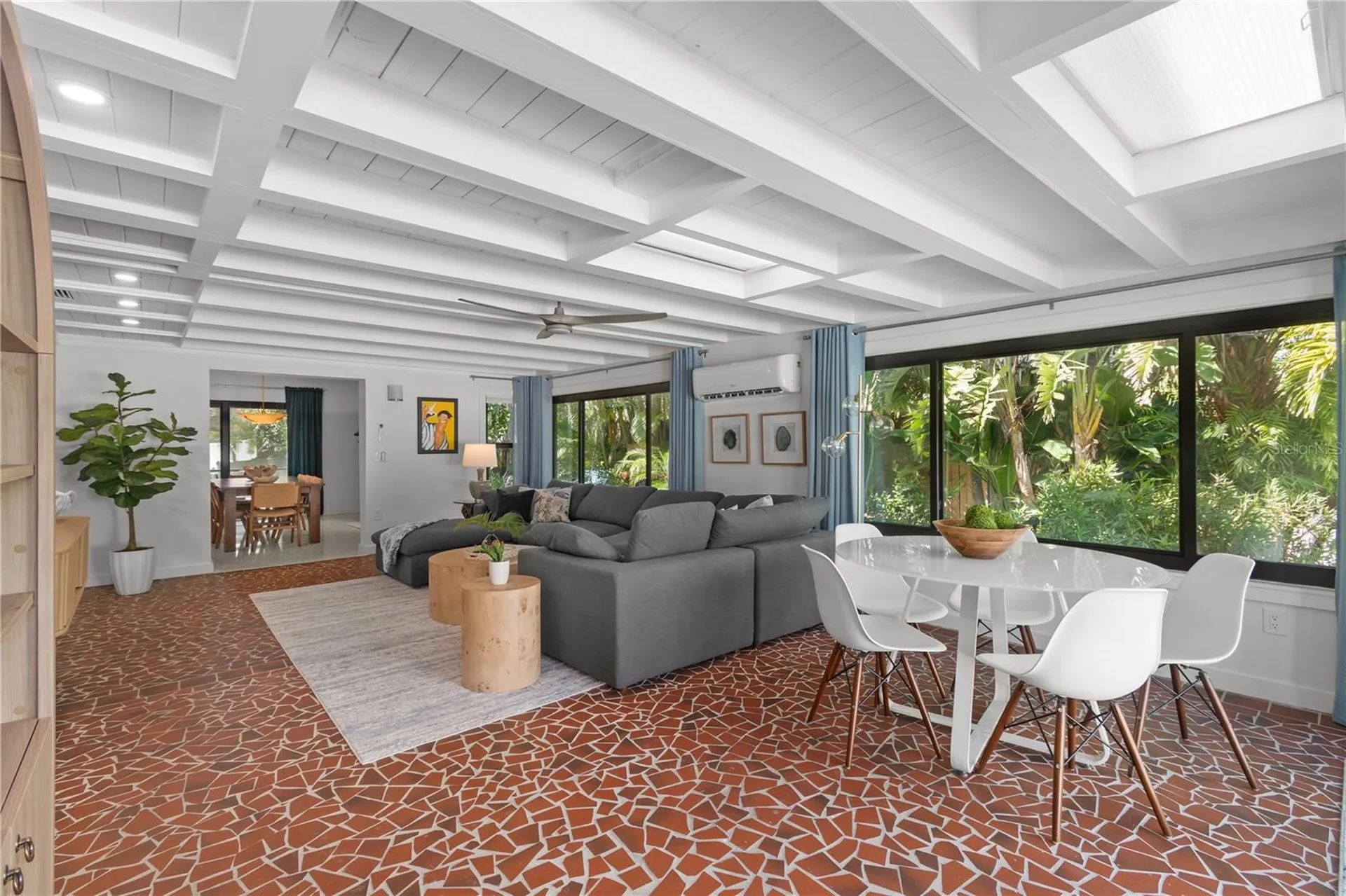 157 Garden Lane Sarasota FL 34242