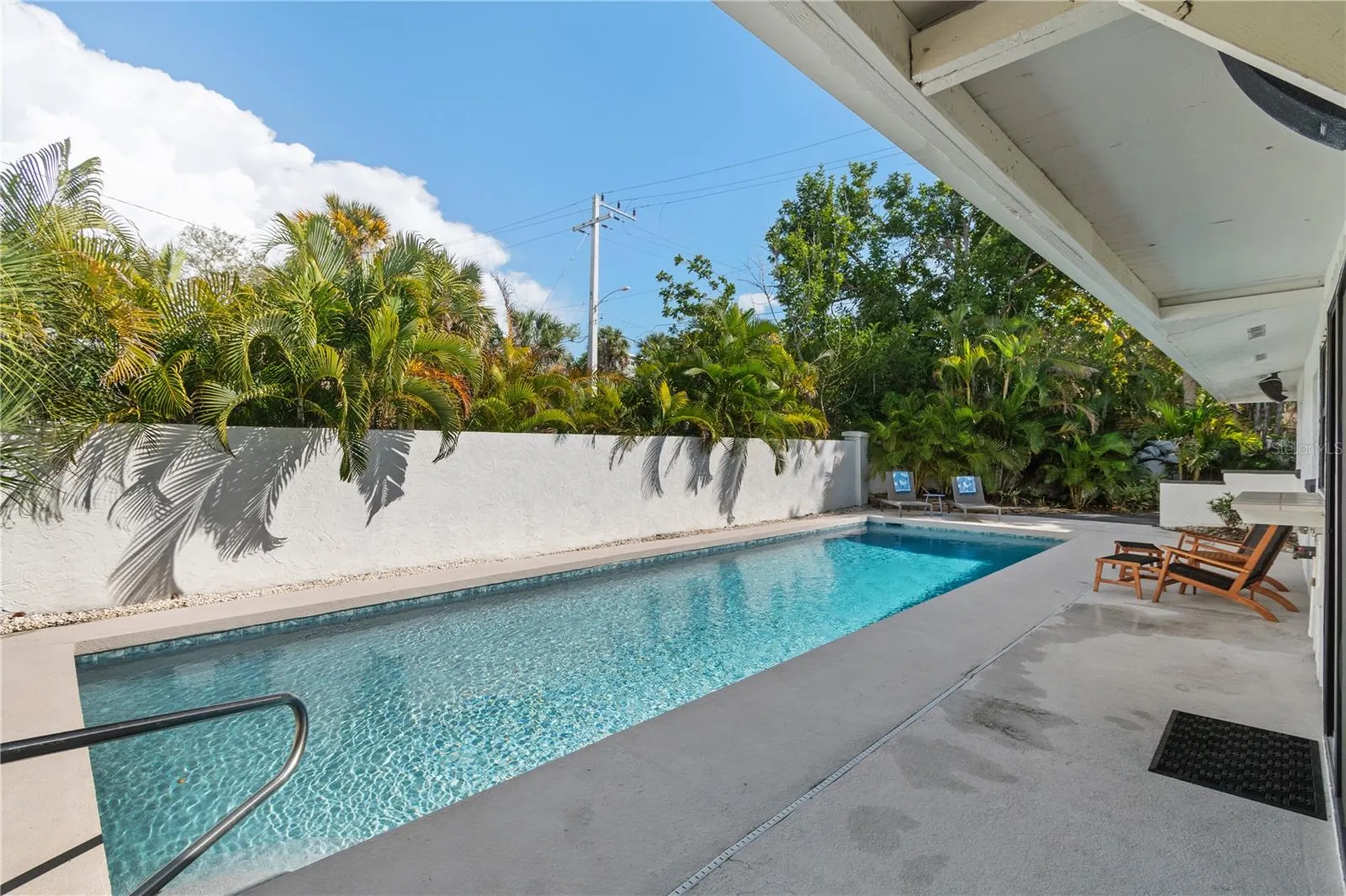 157 Garden Lane Sarasota FL 34242