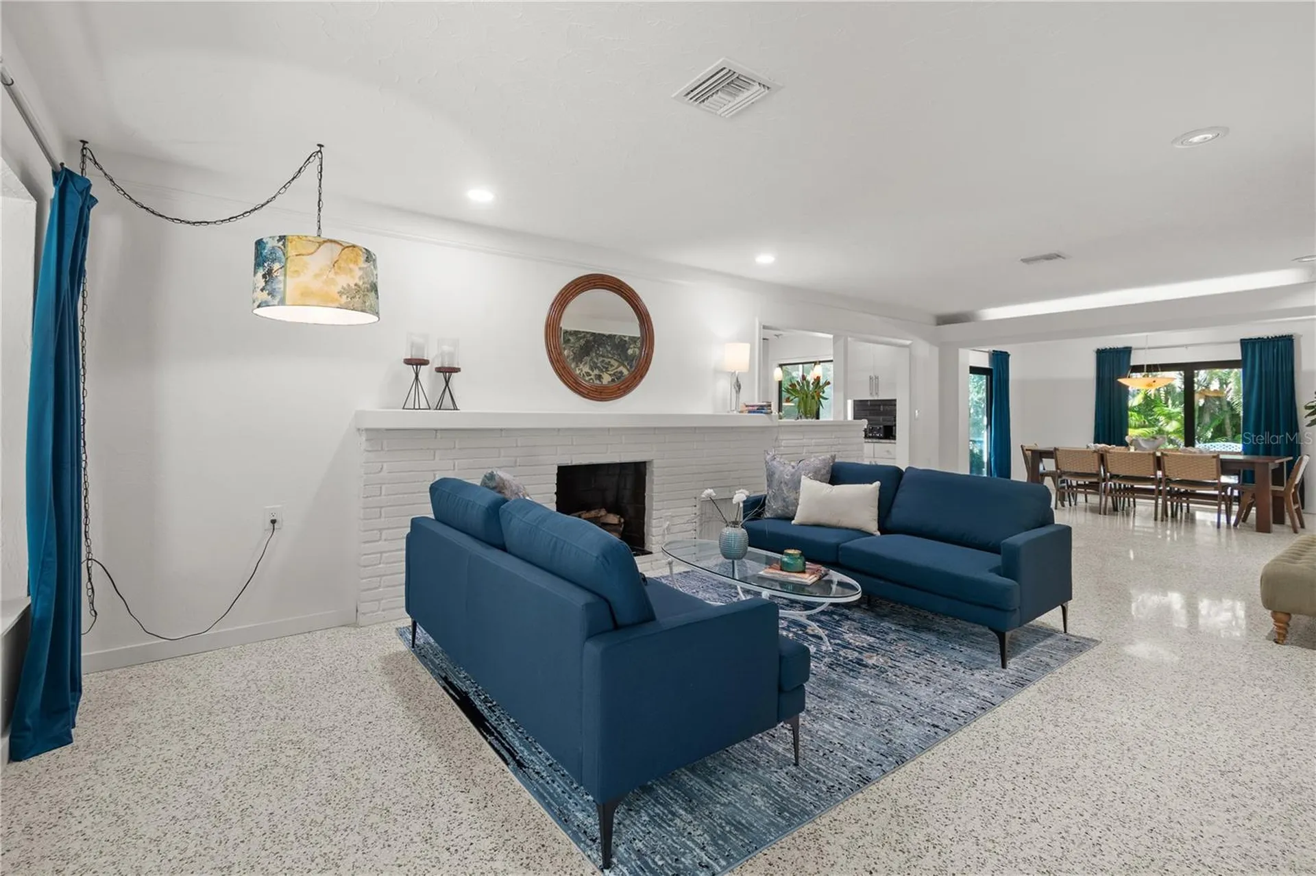 157 Garden Lane Sarasota FL 34242