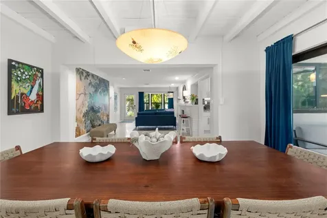 157 Garden Lane Sarasota FL 34242