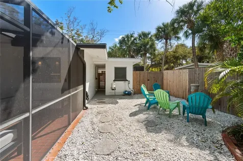 157 Garden Lane Sarasota FL 34242