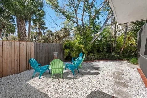 157 Garden Lane Sarasota FL 34242