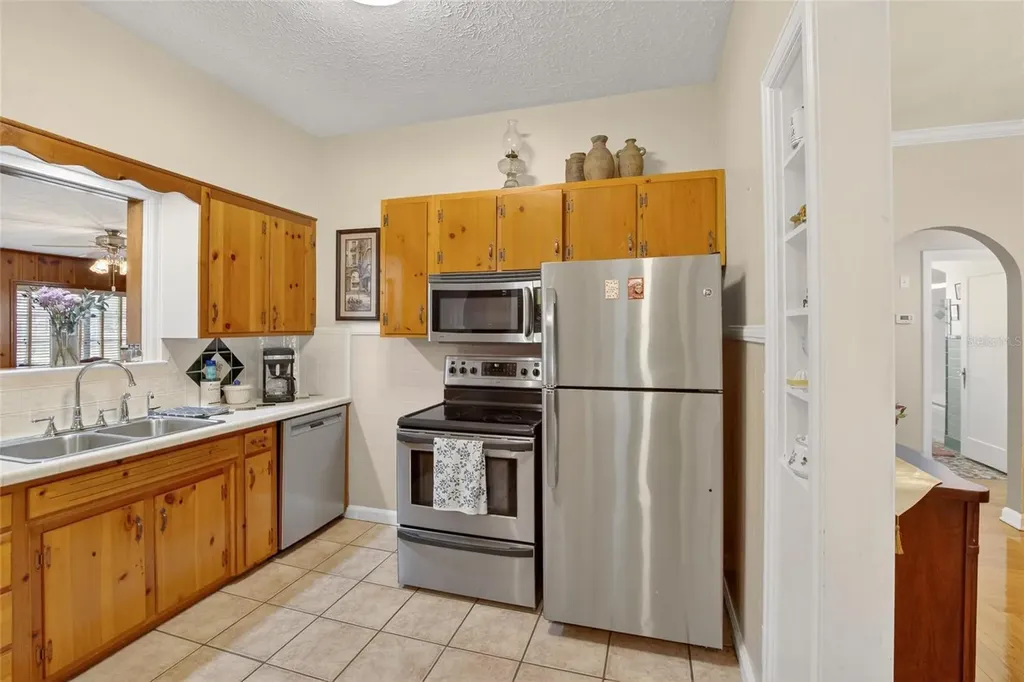 607 N Merrin Street Plant City FL 33563