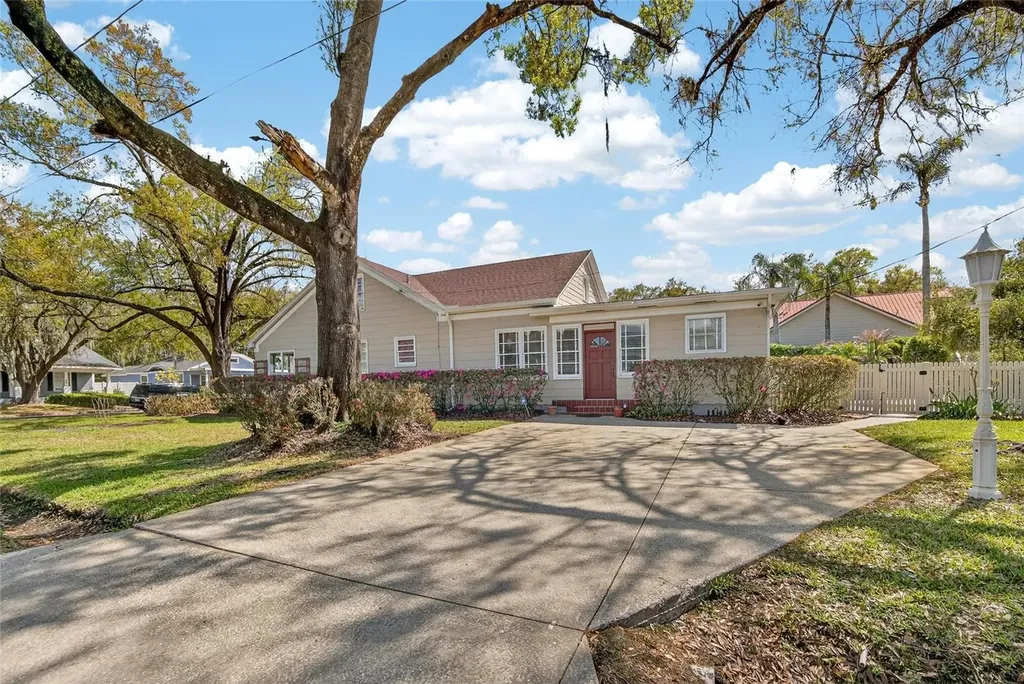 607 N Merrin Street Plant City FL 33563