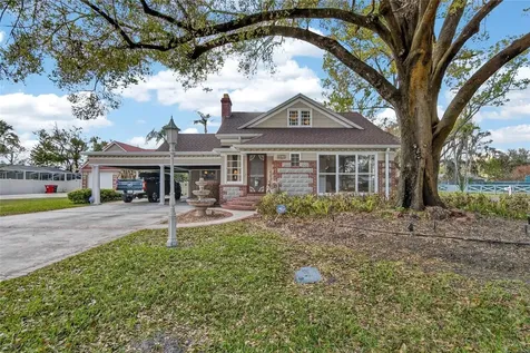607 N Merrin Street Plant City FL 33563
