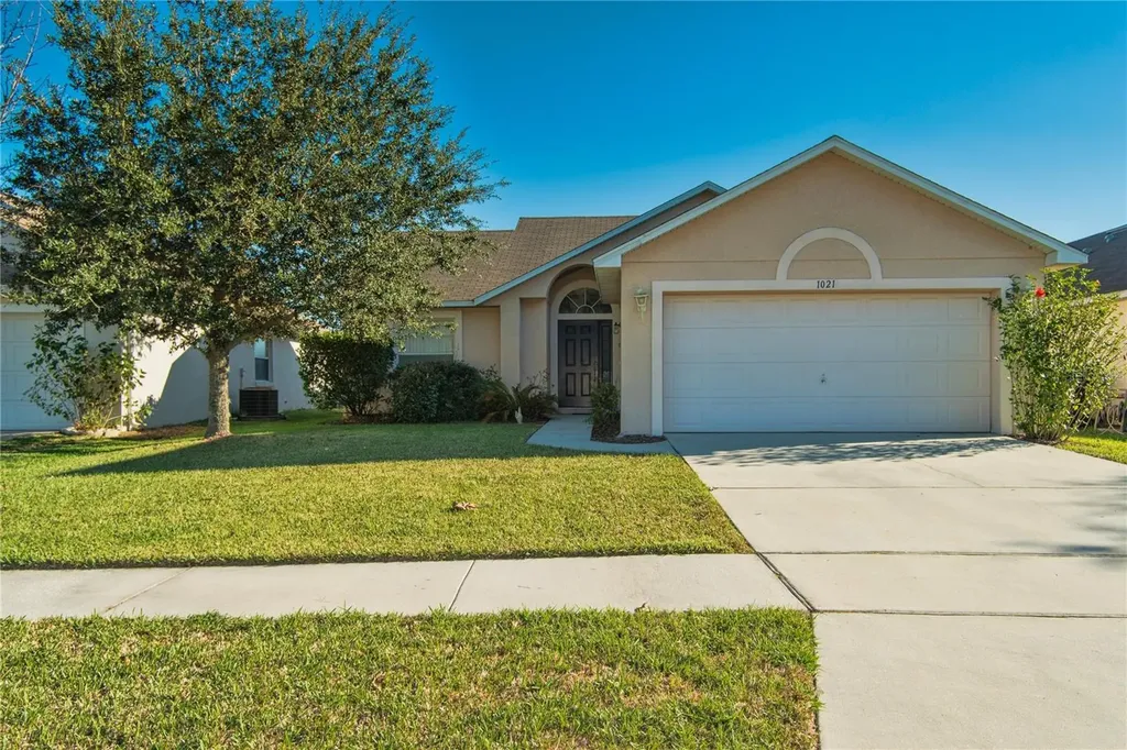 1021 Soaring Eagle Lane Kissimmee FL 34746
