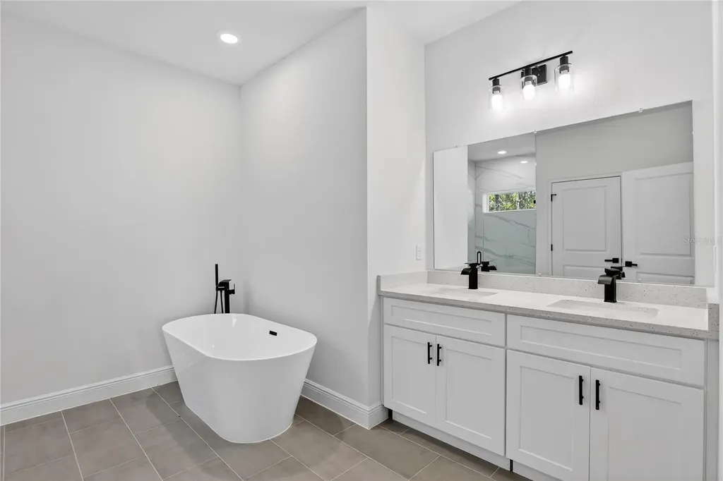 1933 W Oliver Drive Citrus Springs FL 34434