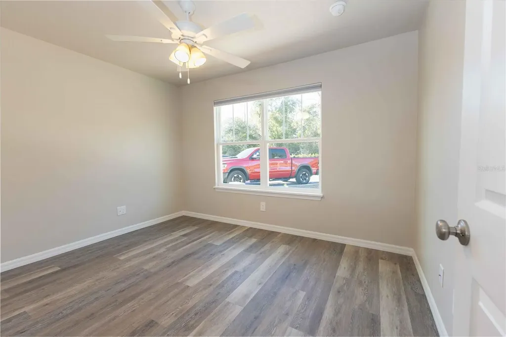 1324 Cottage Circle Tavares FL 32778