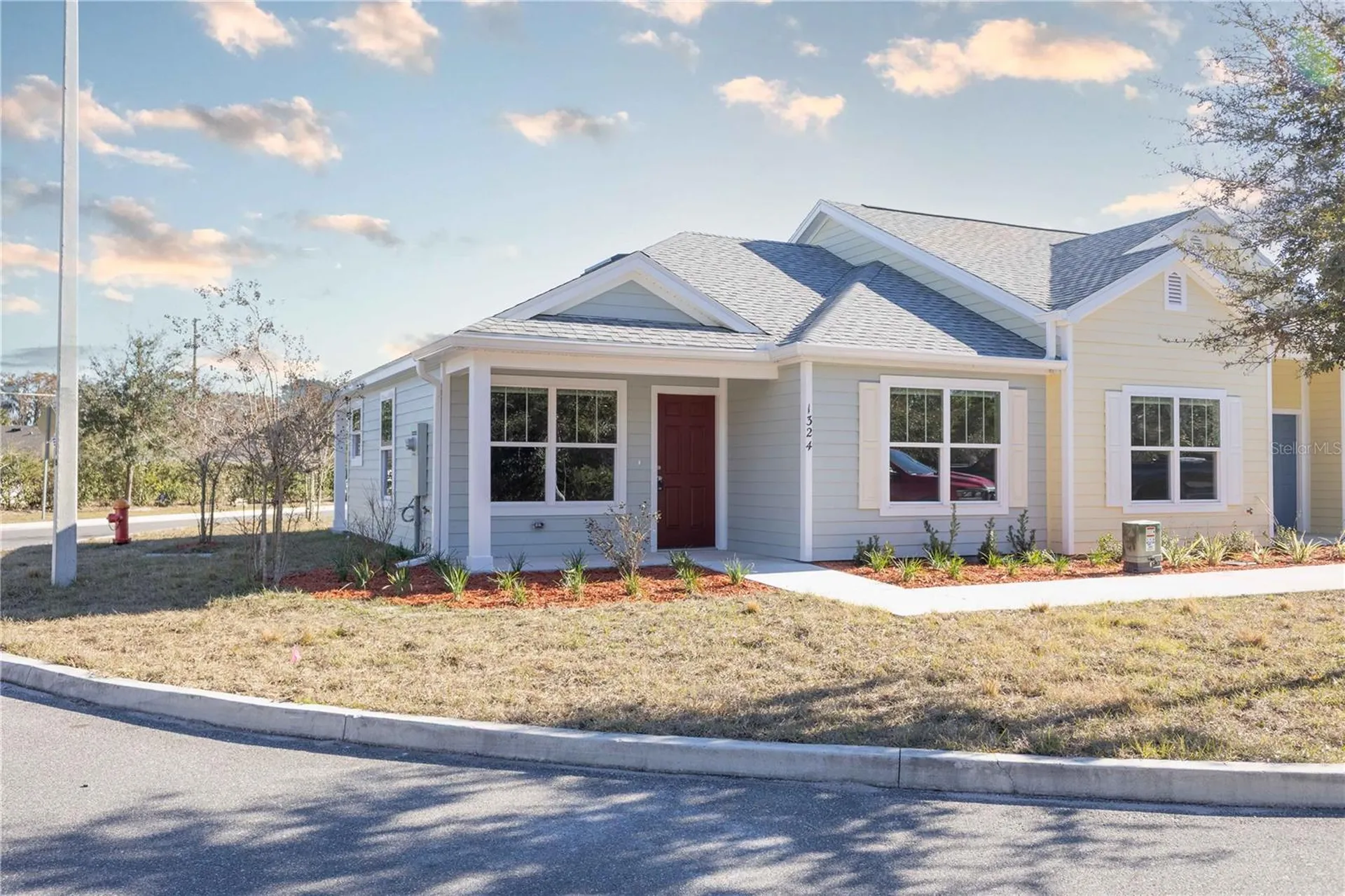 1324 Cottage Circle Tavares FL 32778
