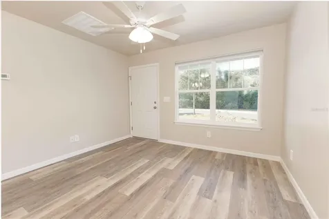 1324 Cottage Circle Tavares FL 32778