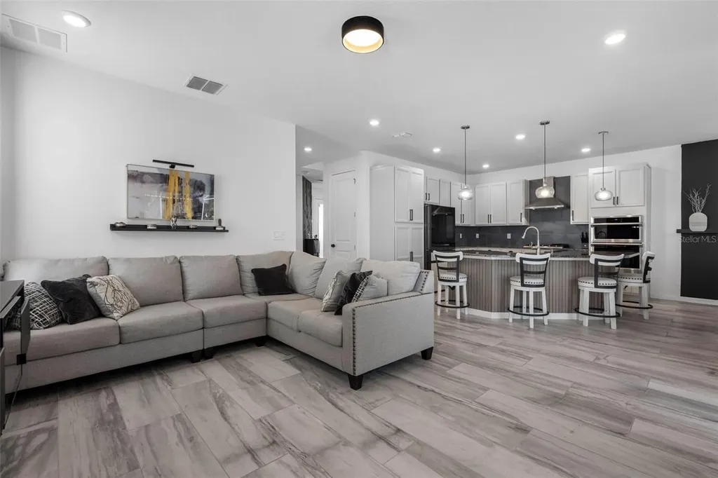 325 Shore Crab Way Apollo Beach FL 33572
