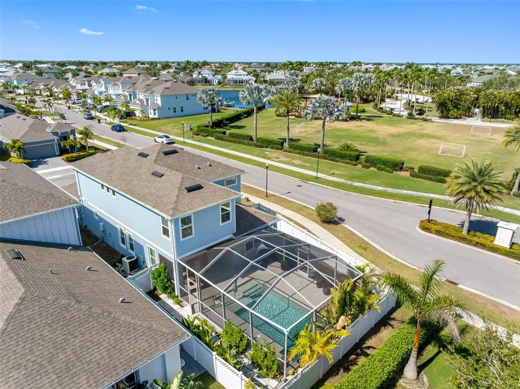 325 Shore Crab Way Apollo Beach FL 33572