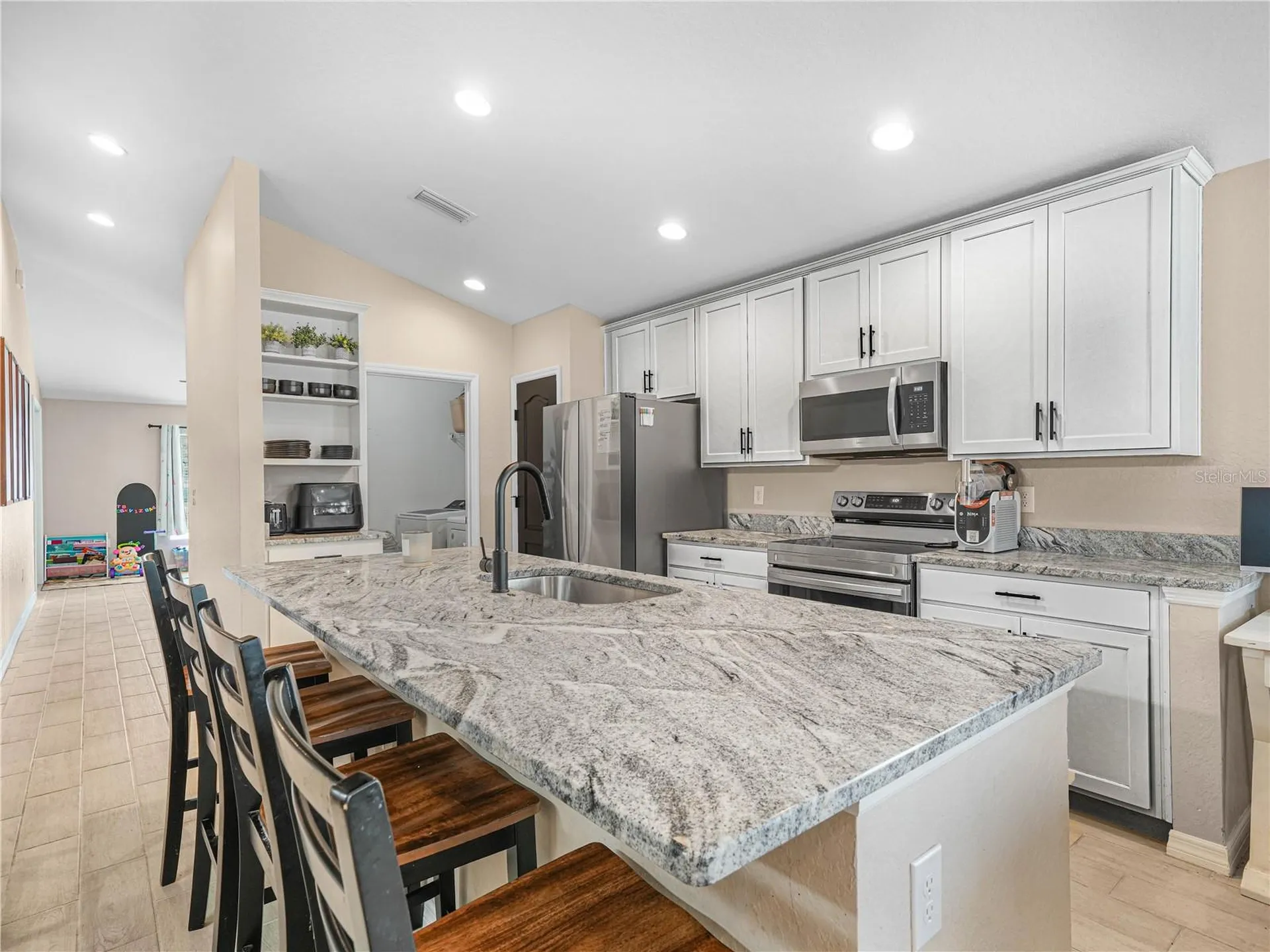 266 S Lake Avenue Frostproof FL 33843