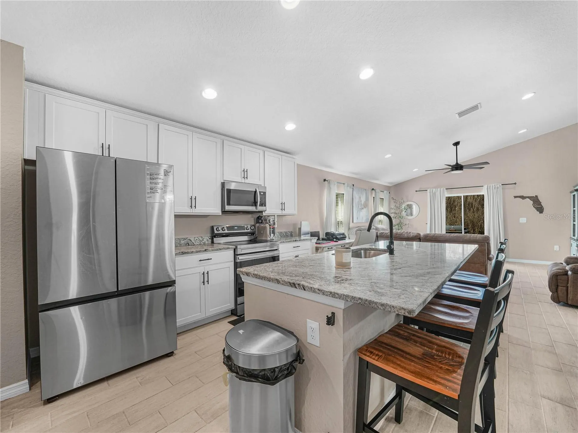 266 S Lake Avenue Frostproof FL 33843
