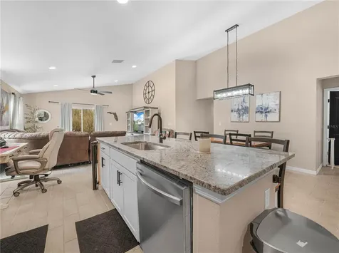 266 S Lake Avenue Frostproof FL 33843