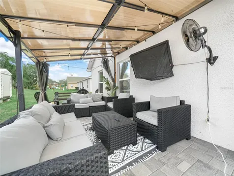 266 S Lake Avenue Frostproof FL 33843