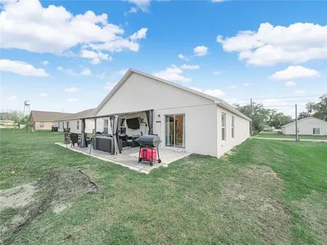 266 S Lake Avenue Frostproof FL 33843
