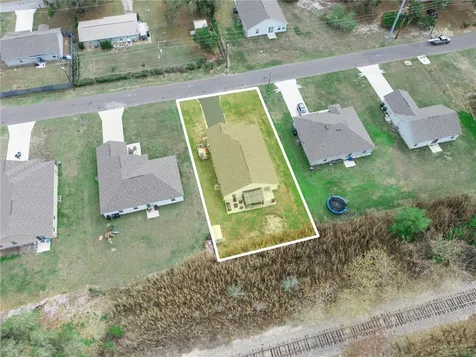 266 S Lake Avenue Frostproof FL 33843