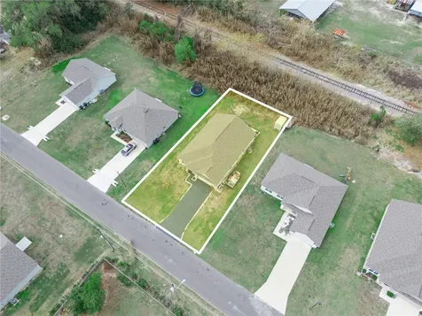 266 S Lake Avenue Frostproof FL 33843