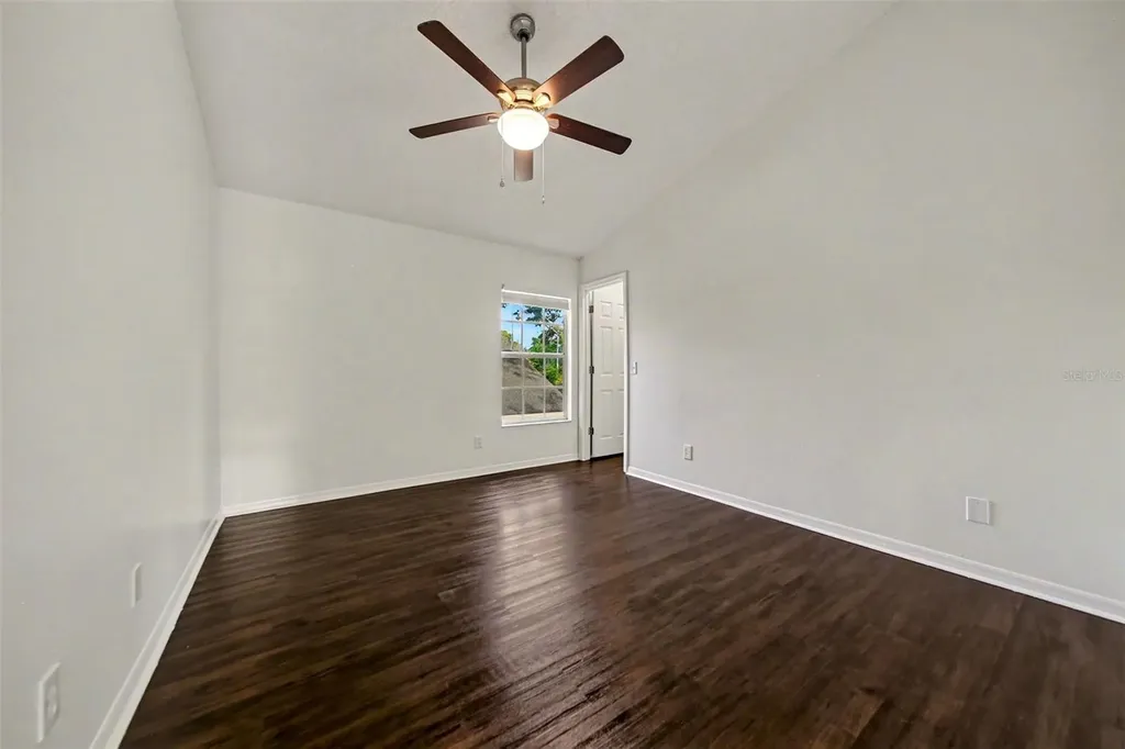 1054 Royal Oaks Drive Apopka FL 32703
