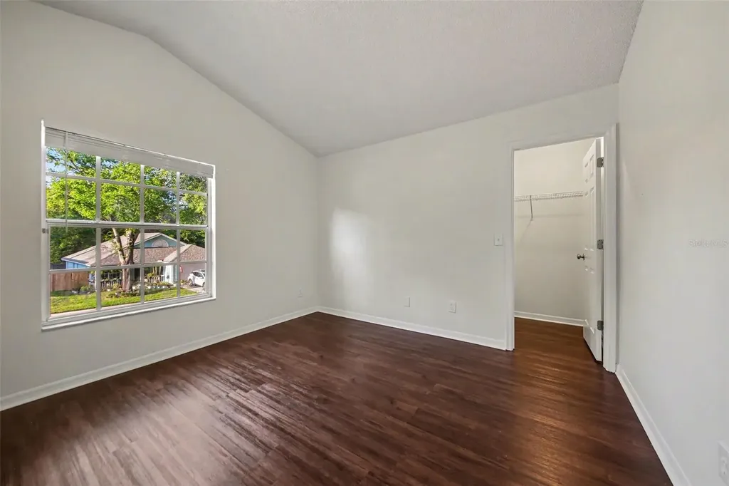 1054 Royal Oaks Drive Apopka FL 32703