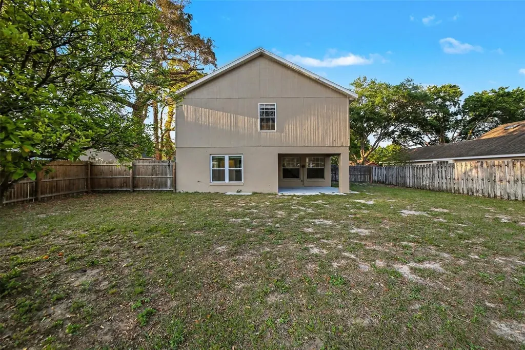 1054 Royal Oaks Drive Apopka FL 32703