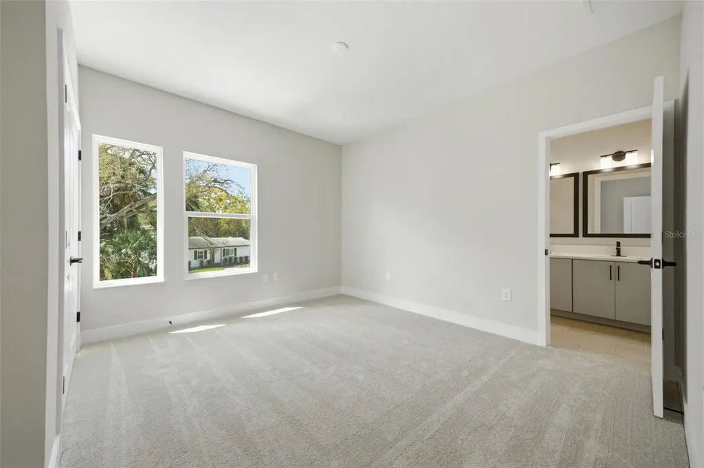3608 E Tampa Circle Tampa FL 33629