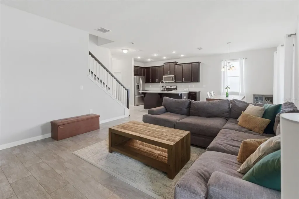 2584 Nouveau Way Kissimmee FL 34741