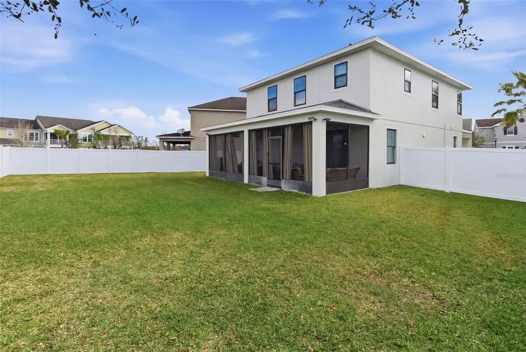 2584 Nouveau Way Kissimmee FL 34741