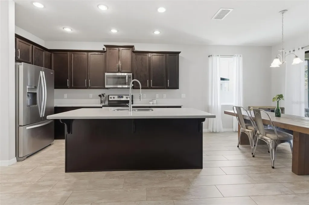 2584 Nouveau Way Kissimmee FL 34741