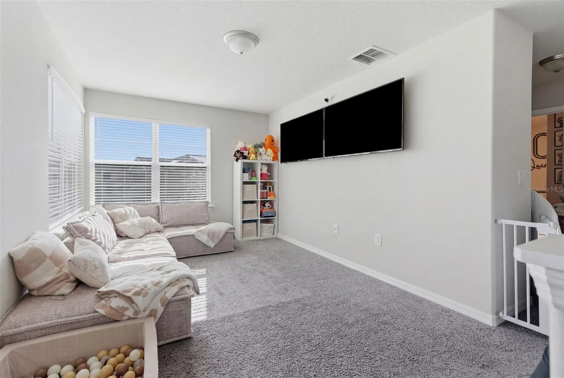 2584 Nouveau Way Kissimmee FL 34741