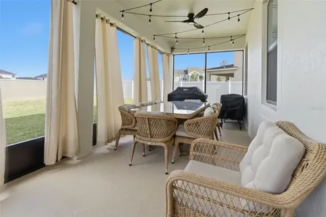 2584 Nouveau Way Kissimmee FL 34741
