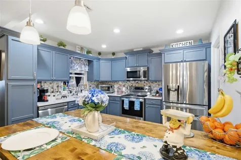 509 S Monroe Street Beverly Hills FL 34465