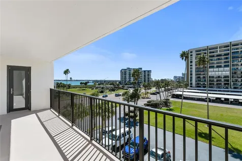 1460 Gulf Boulevard Clearwater FL 33767