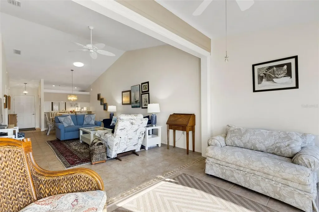 1233 Spoonbill Landings Circle Bradenton FL 34209