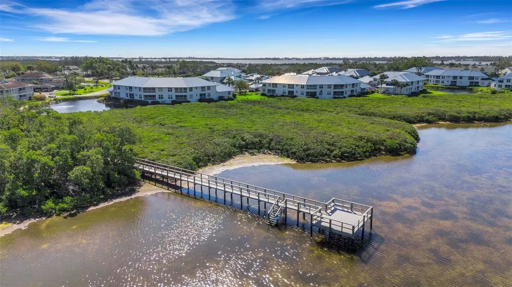 1233 Spoonbill Landings Circle Bradenton FL 34209