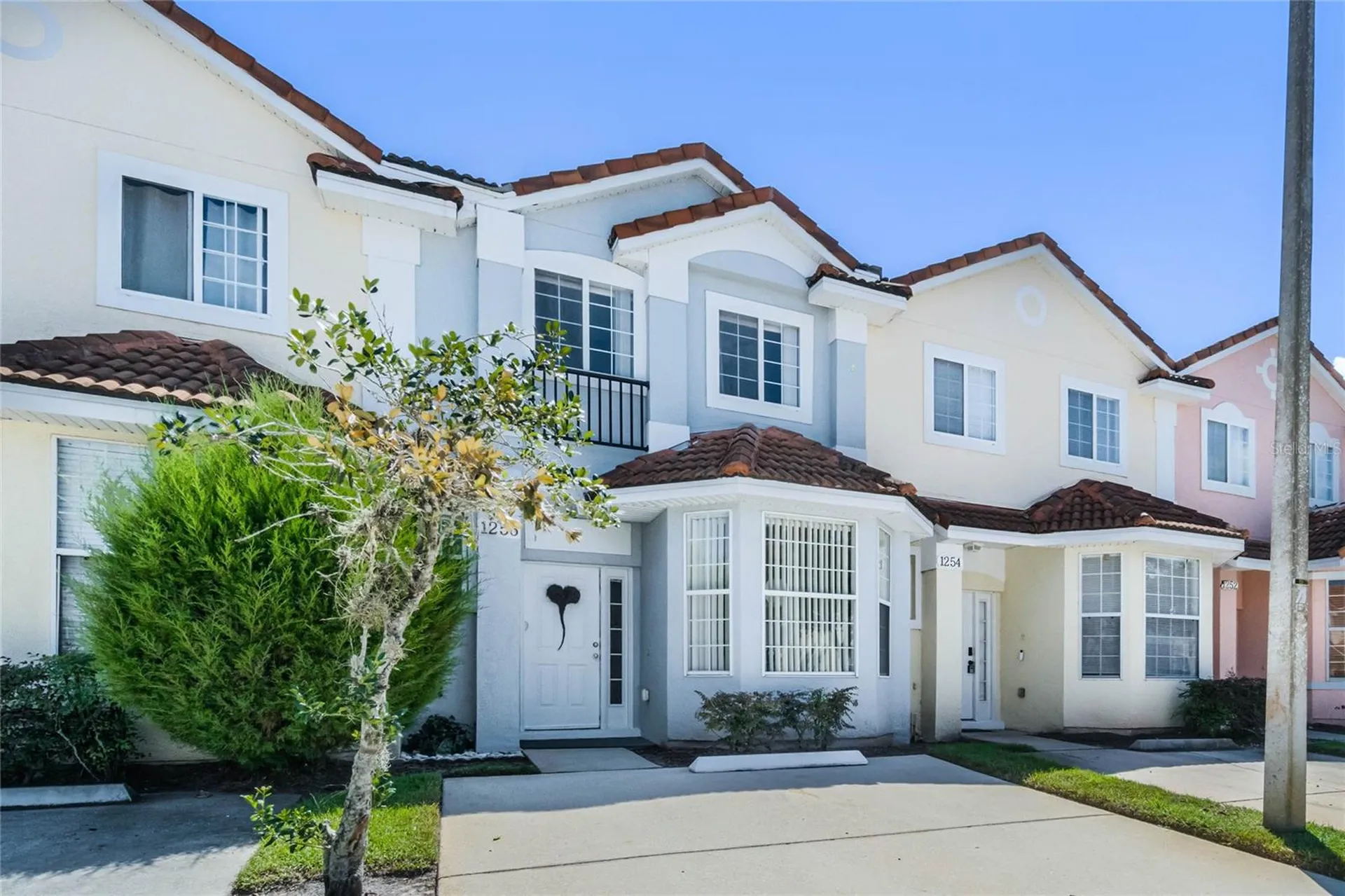 1256 S Beach Circle Kissimmee FL 34746
