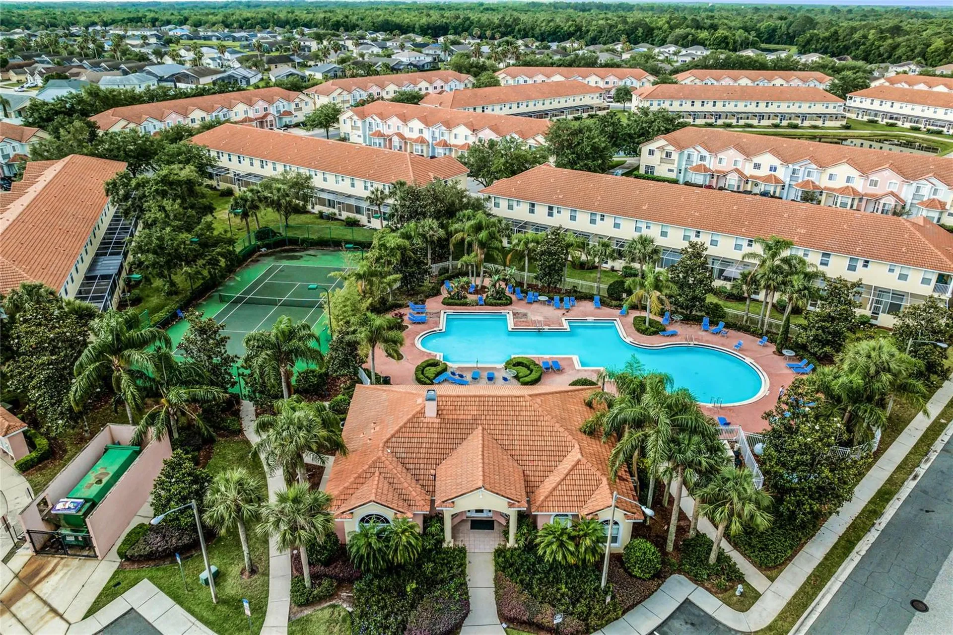 1256 S Beach Circle Kissimmee FL 34746