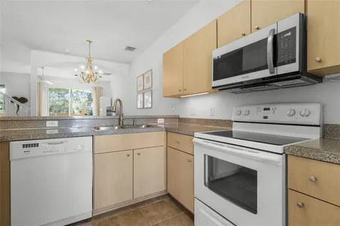 1256 S Beach Circle Kissimmee FL 34746