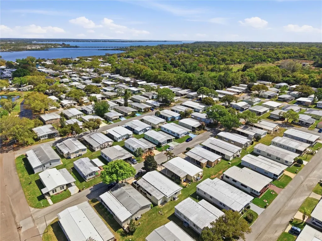 84 Jacaranda Drive Safety Harbor FL 34695