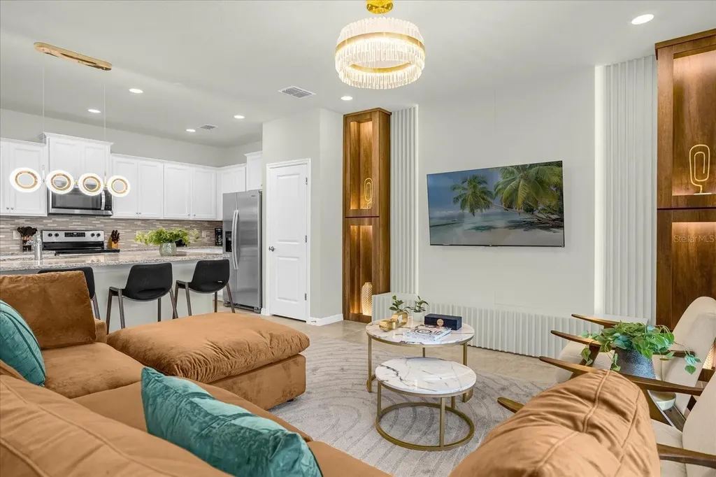 4310 Lana Avenue Davenport FL 33897