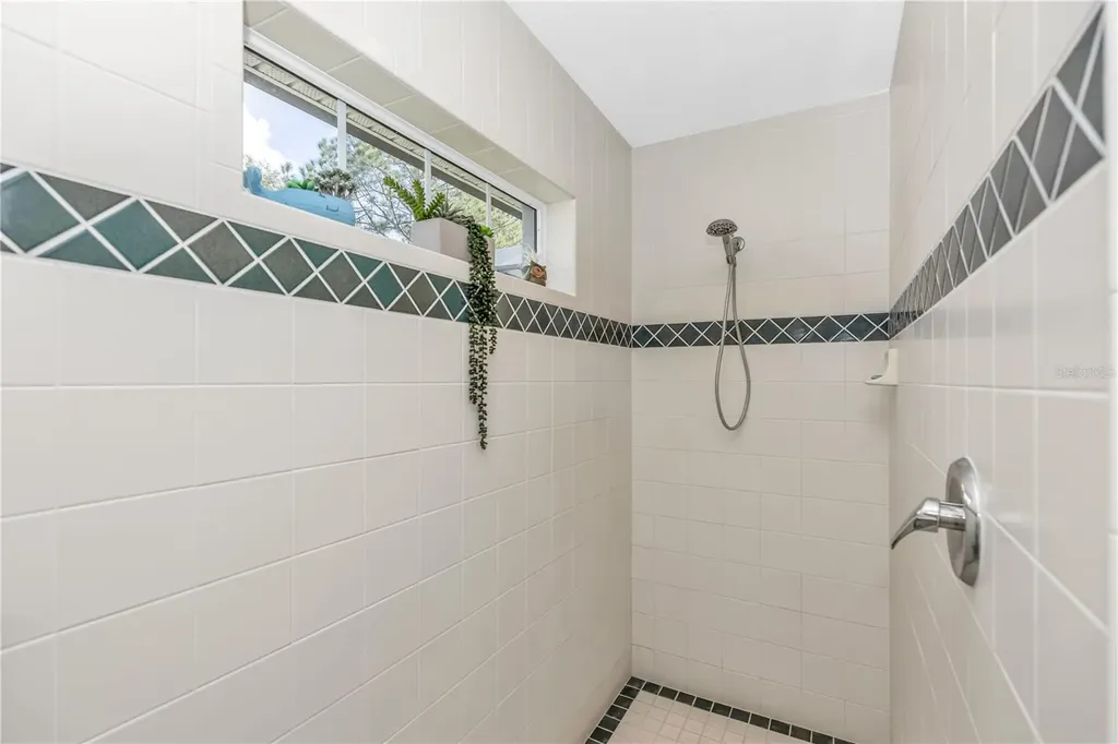 257 Hazeltine Drive Debary FL 32713
