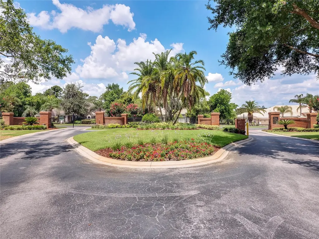 257 Hazeltine Drive Debary FL 32713