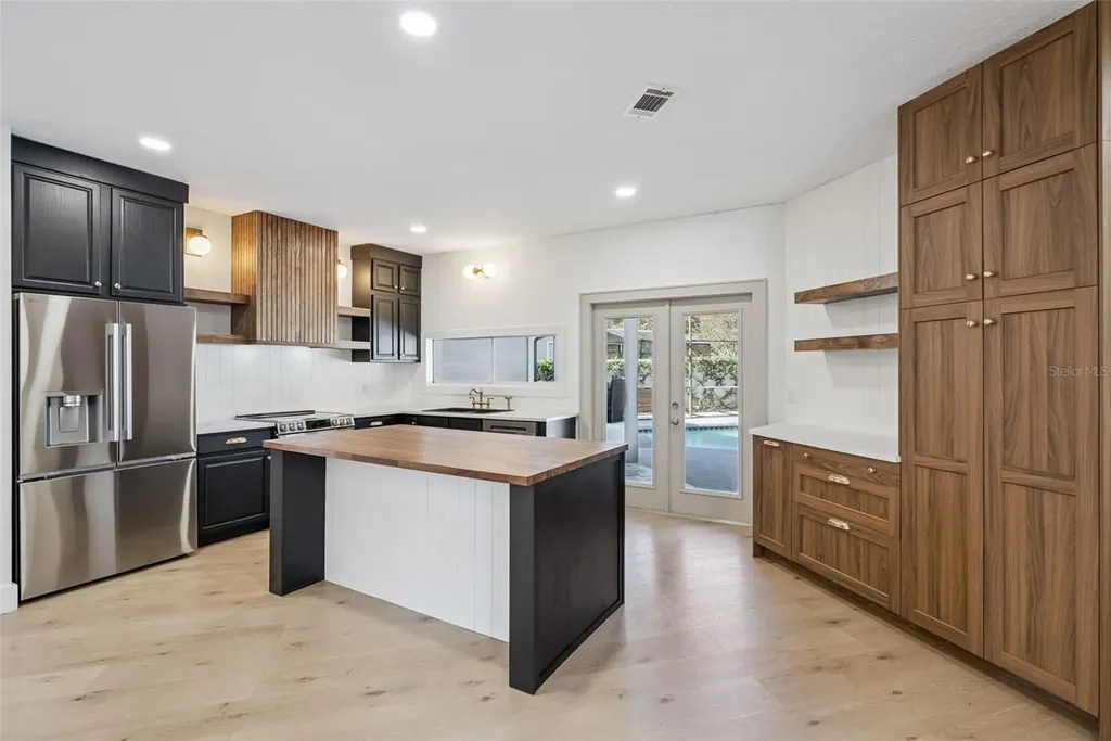 2712 Gretagreen Court Orlando FL 32835