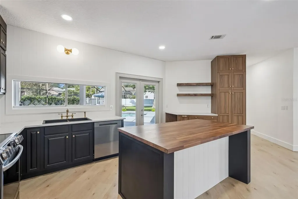2712 Gretagreen Court Orlando FL 32835